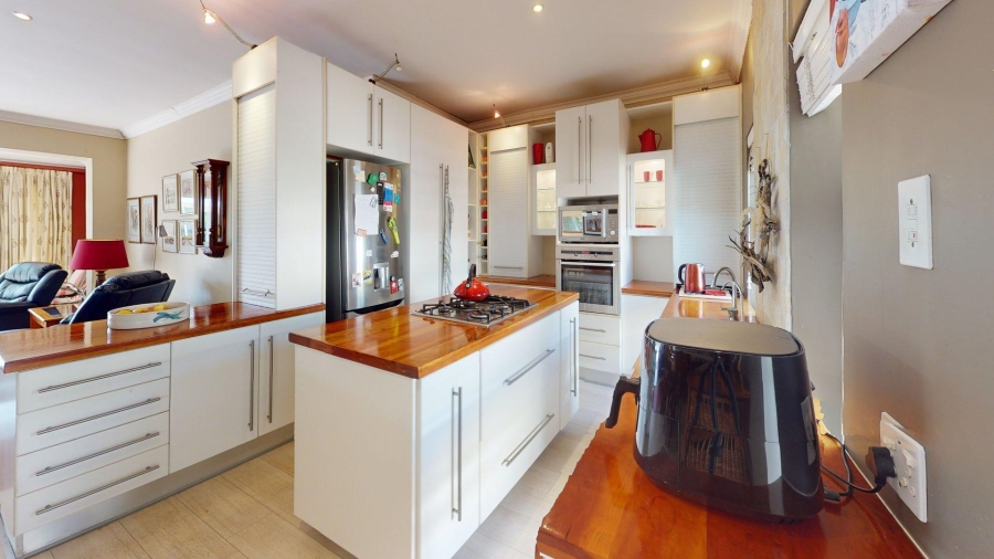 3 Bedroom Property for Sale in Walmer Eastern Cape